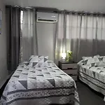 Spacious Home W Private Parking